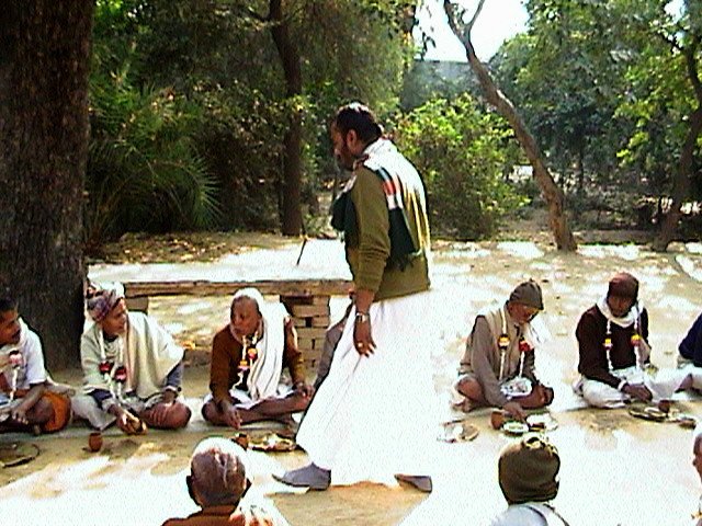 3 utsava vrindavan 2003.12.11