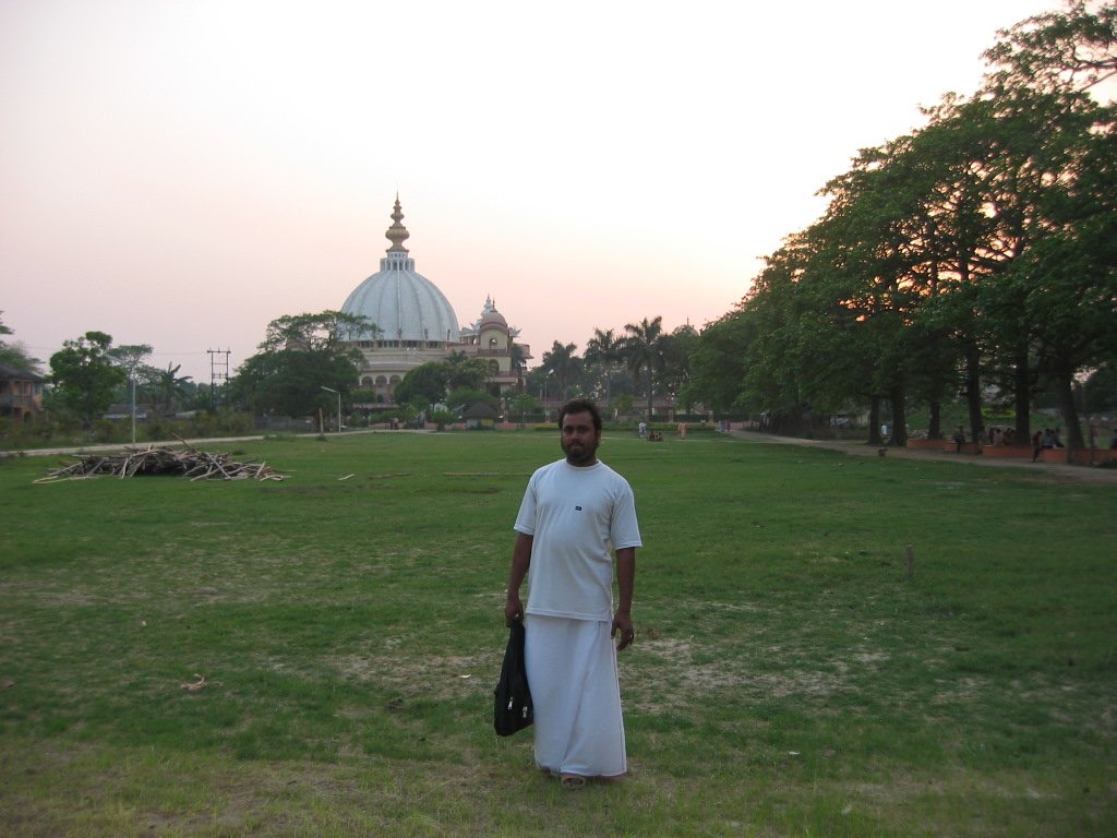 32 mayapur parikrama 2004 03 22