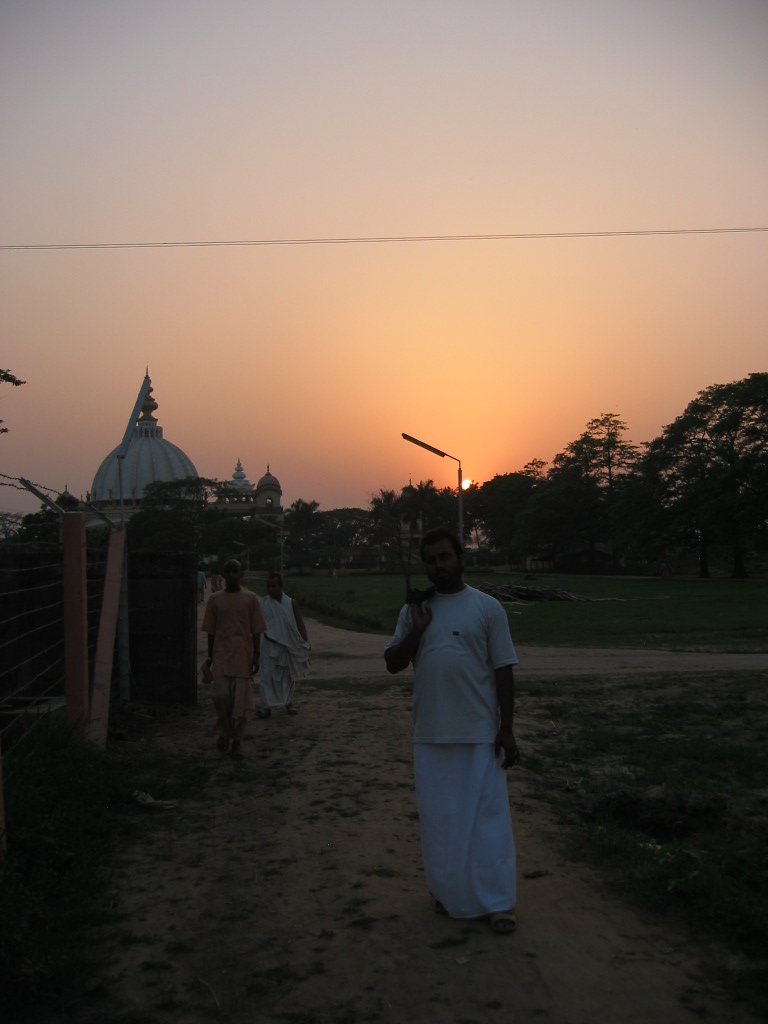 34 mayapur parikrama 2004 03 22