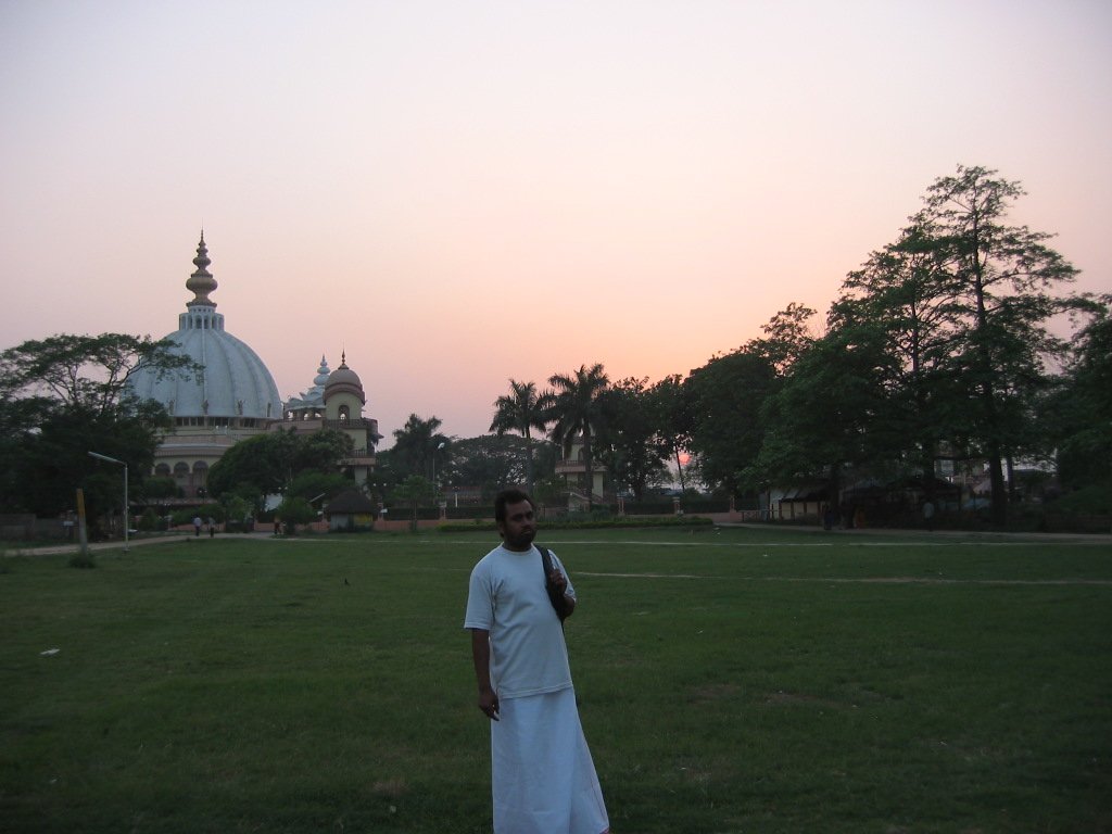 35 mayapur parikrama 2004 03 22