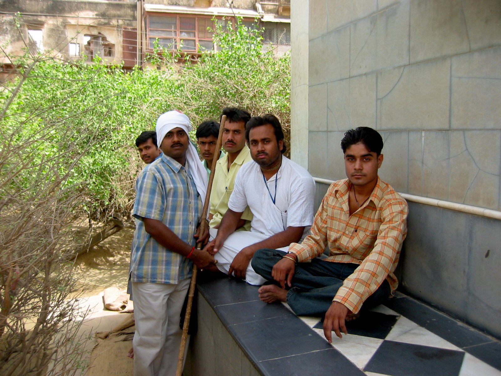 Nidhuavan Parikrama Vrindavan 2004 04 19