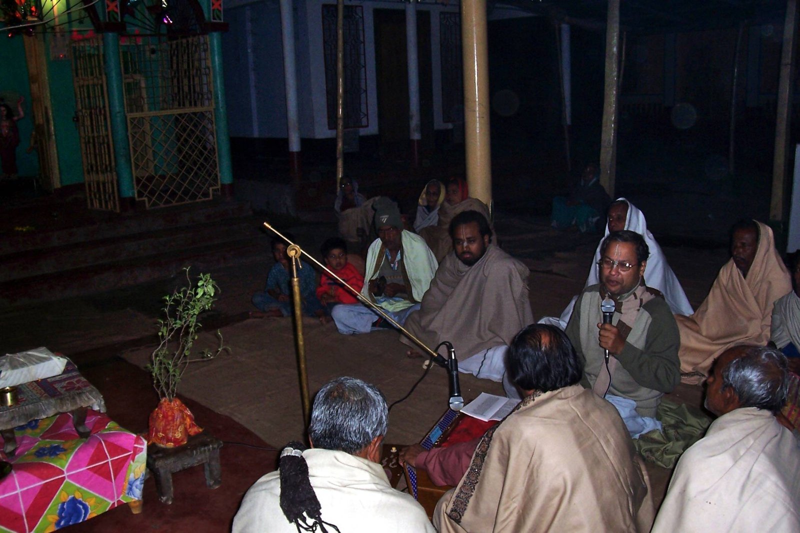 18 phulpur parikrama preaching bangladesh 2004.02.09