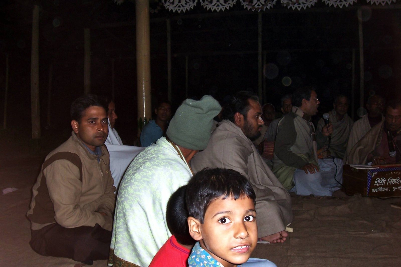 19 phulpur parikrama preaching bangladesh 2004.02.09