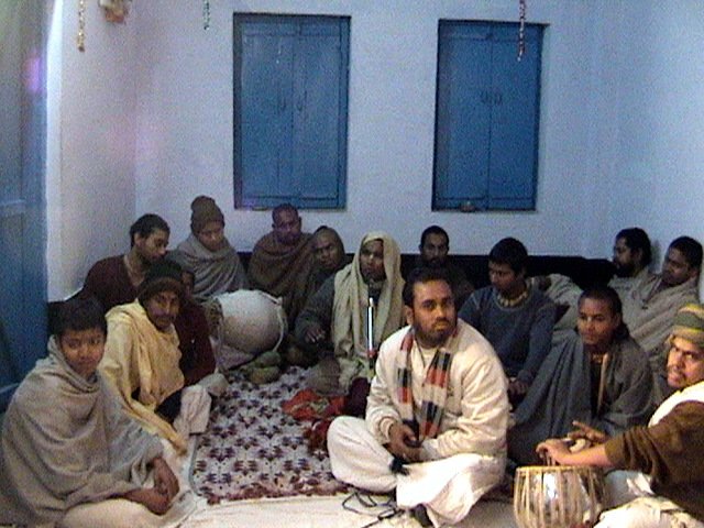 22 sarasvati puja vrindavan 2004.01.26