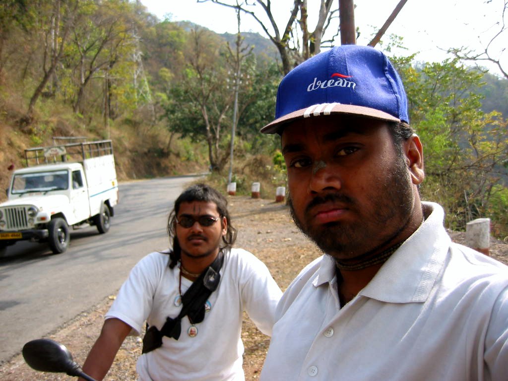 11 haridwar parikrama 2005.04.22 05.05
