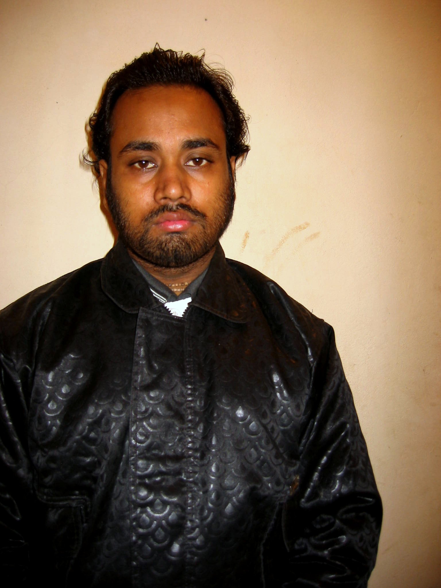 4 portrait photo vrindavan bhagavad nivash 2005 09 23