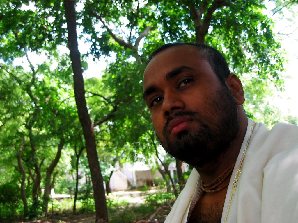 38 Vrindavan 2006.06.12 21