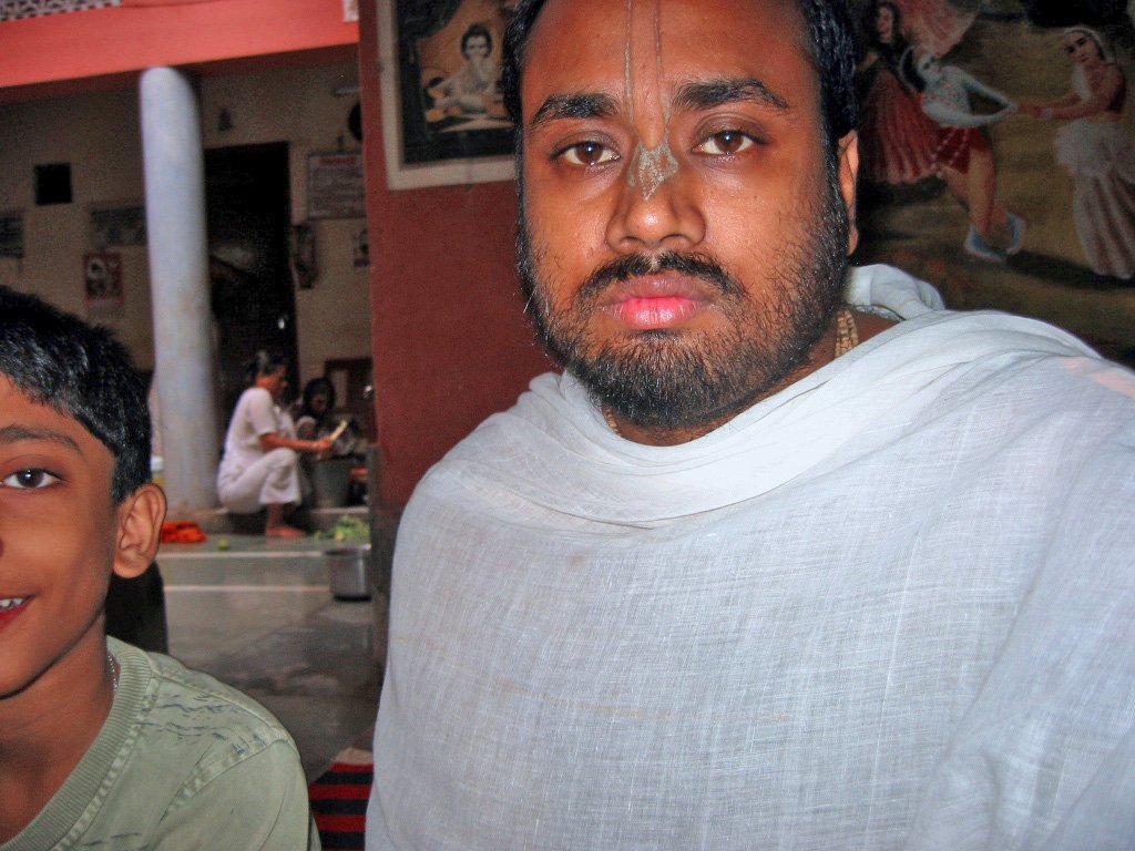 10 speaking hari katha vrindavan 2007.09.25