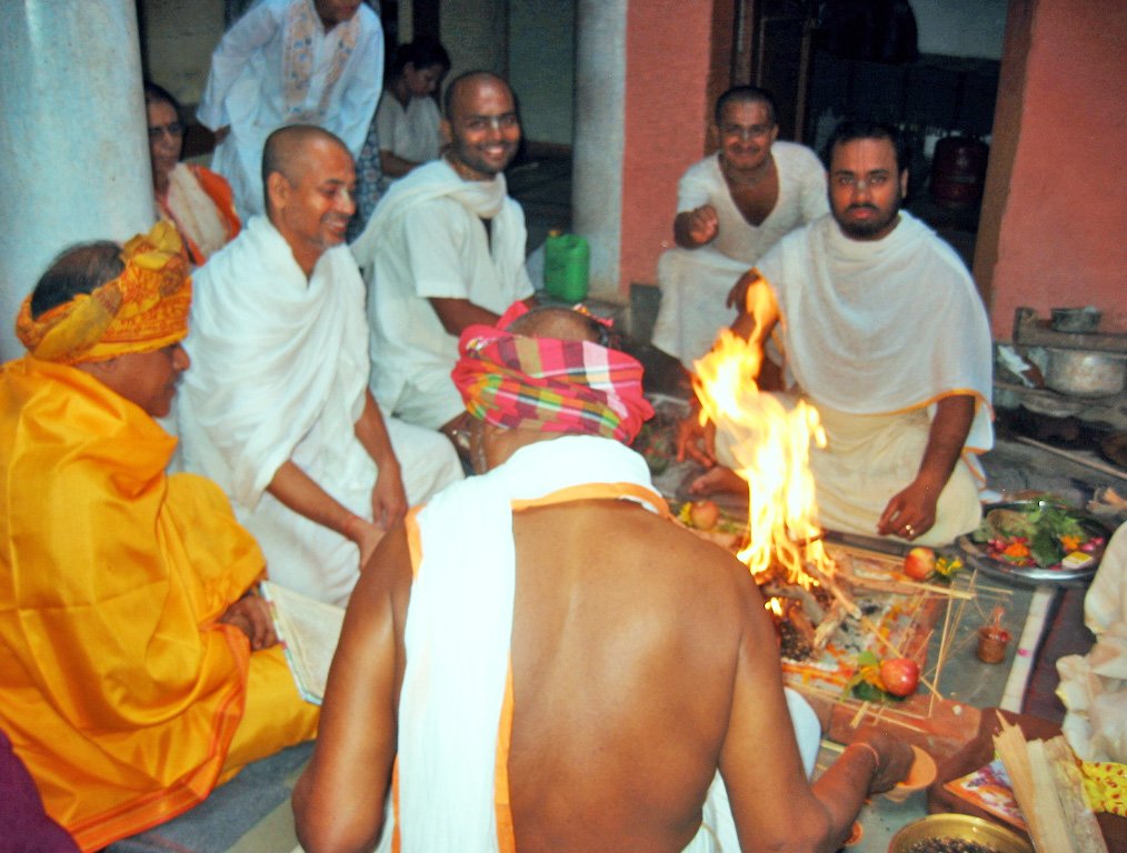 33 speaking hari katha vrindavan 2007.09.26