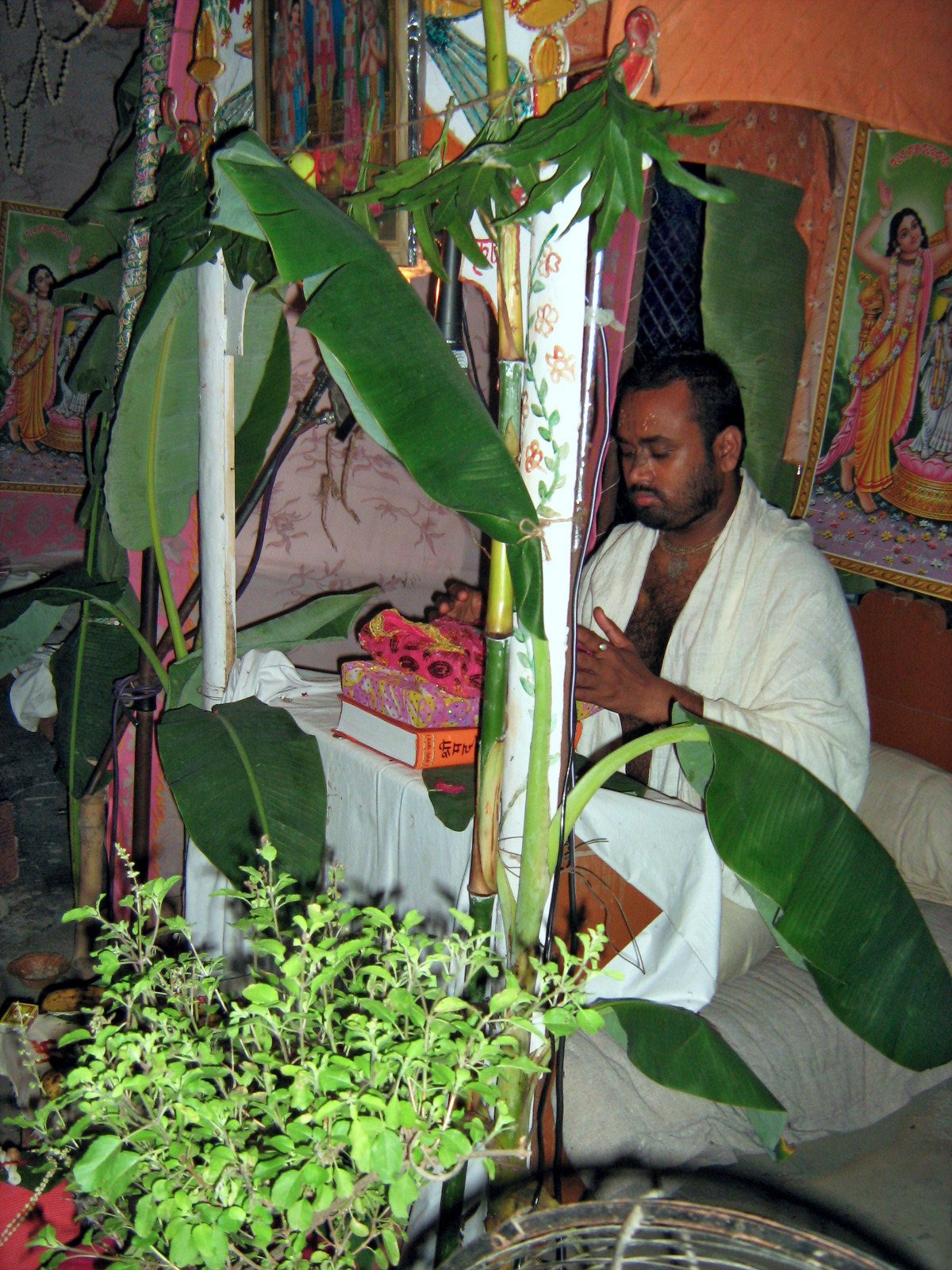 7 speaking hari katha vrindavan 2007.09.12
