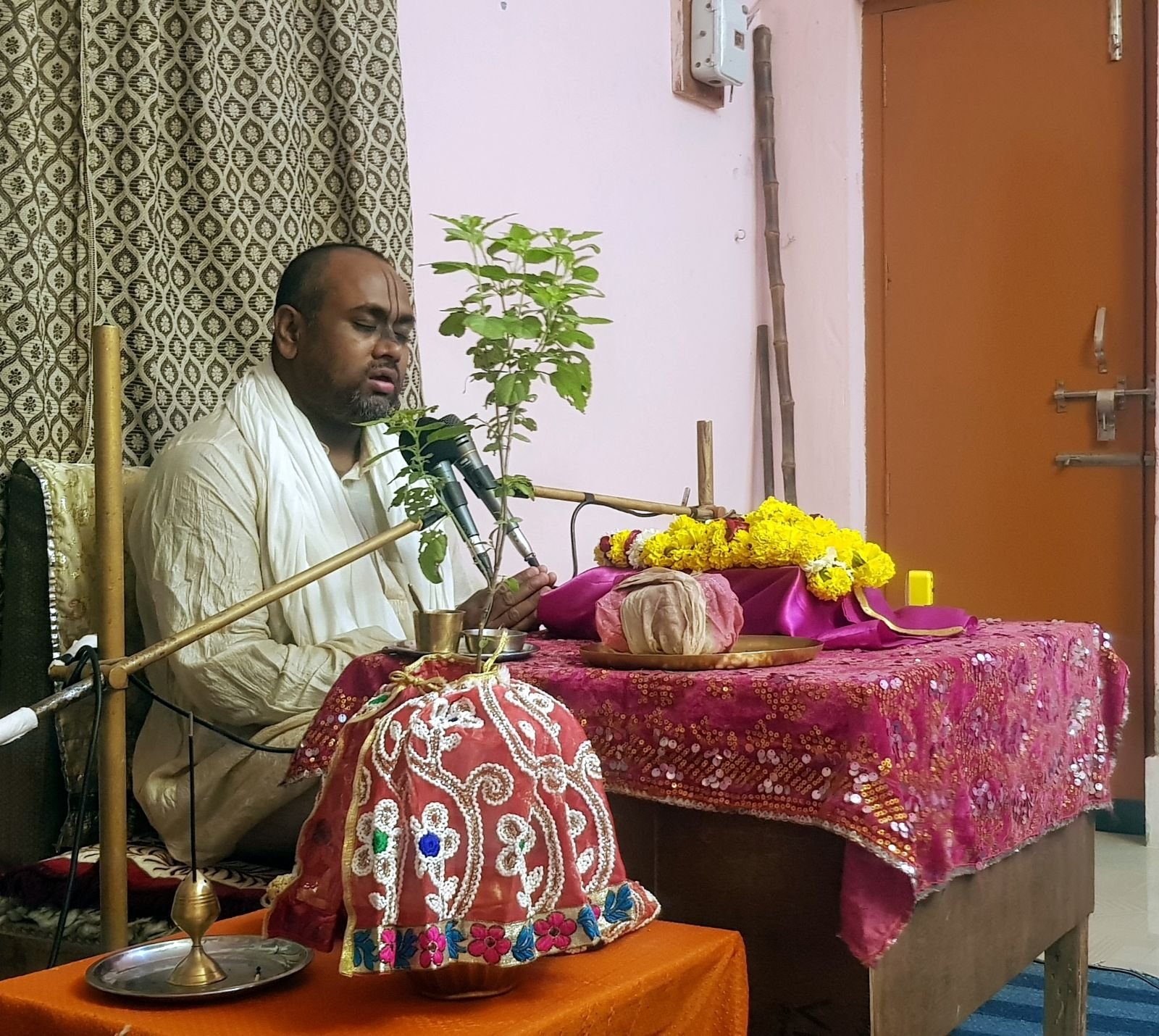 6 kartik lectures and yagya radha kunda 2019 10 21